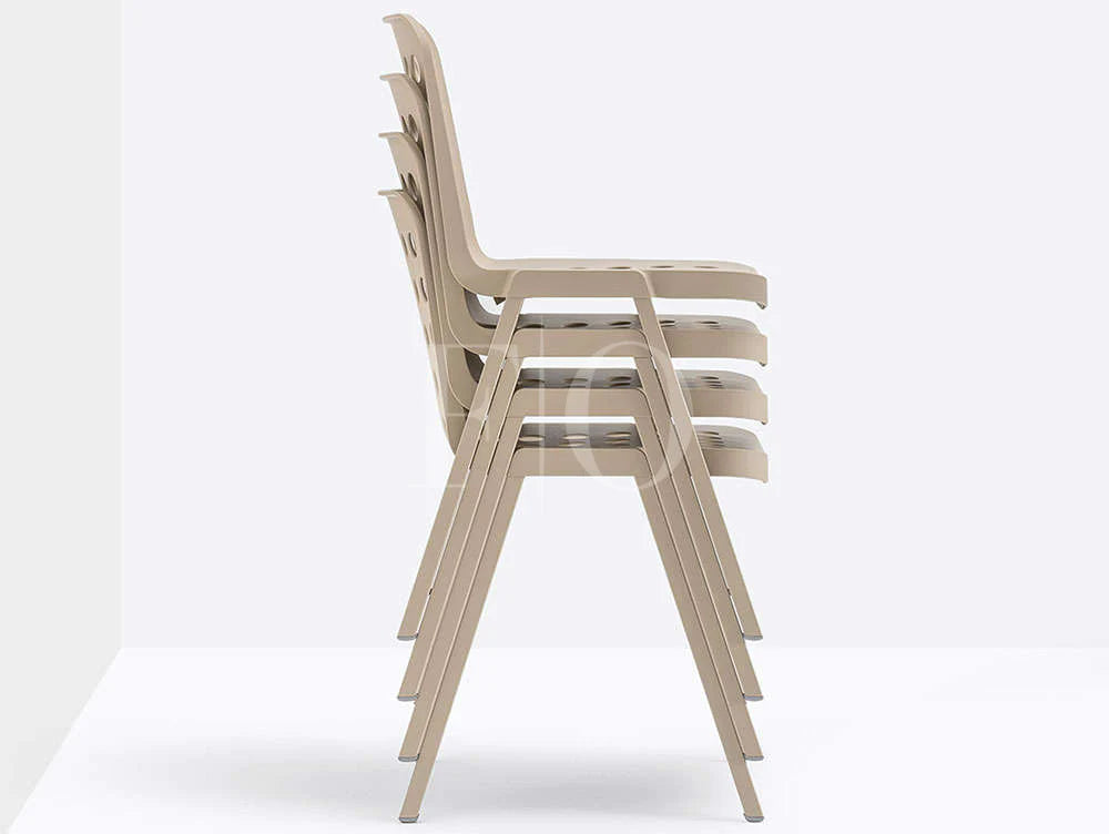 Koi-Booki 370 Chair